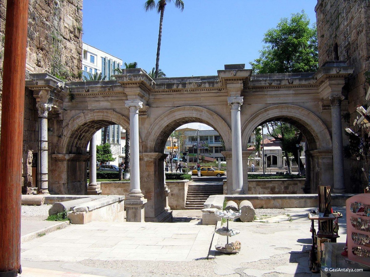 www.antalyaartutemlak.com ARTUT EMLAK MÜŞAVİRLİĞİ